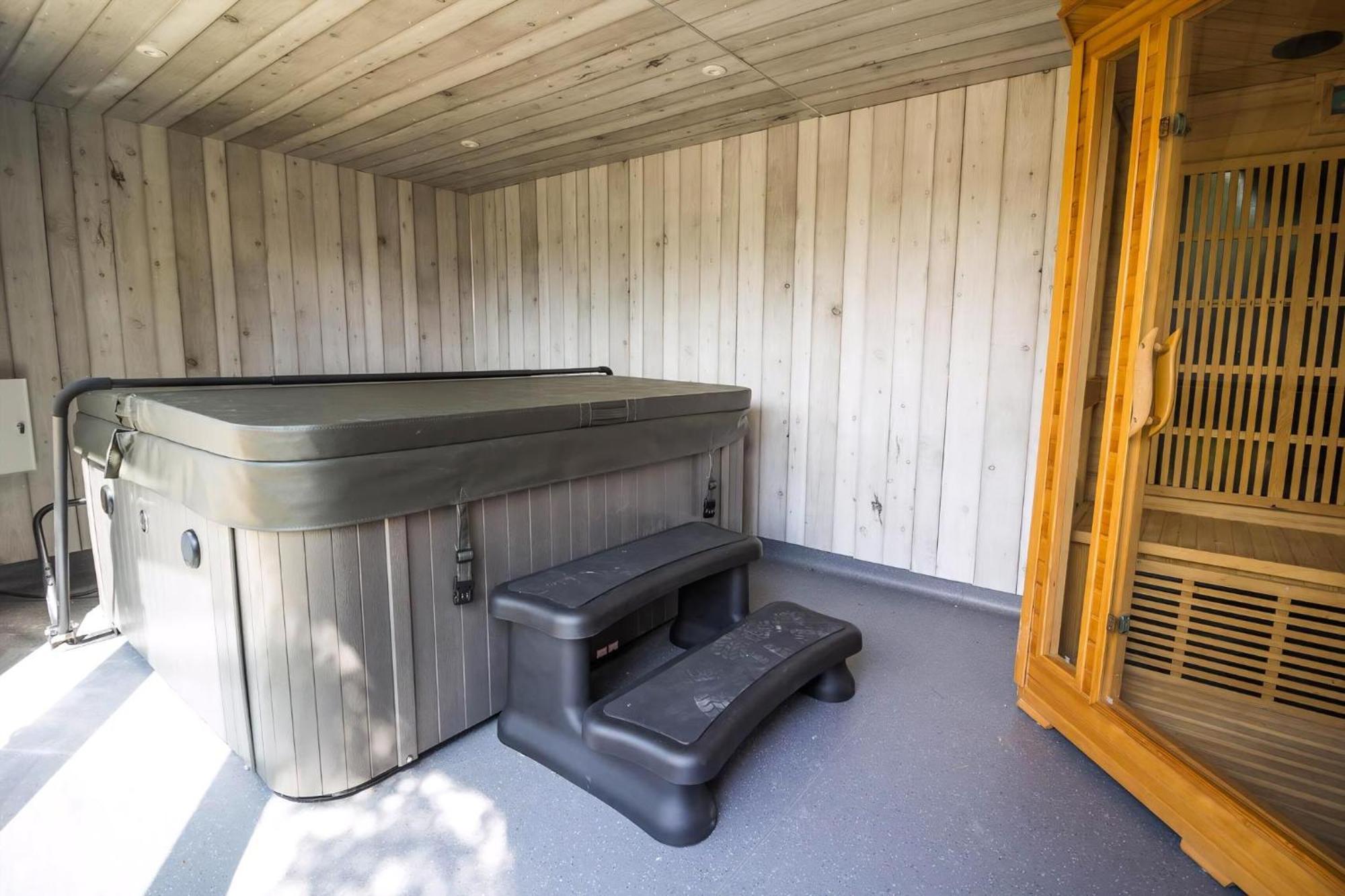 Stunning Cottage With A Private Hot Tub And Sauna In Norfolk Ref 99003Ac Lessingham Ngoại thất bức ảnh